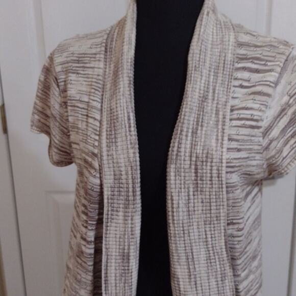𝅺Exhilaration short sleeve static print cardigan brown, tan, and cream size XXL - Picture 6 of 6